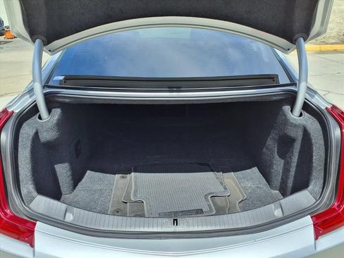 Used 2019 Cadillac XTS Luxury FWD image 16