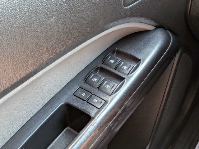 Used 2017 Chevrolet Colorado W/T RWD image 19