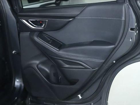 Certified 2024 Subaru Forester Premium AWD/4WD image 32