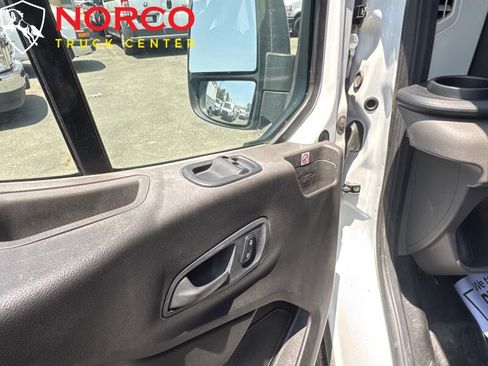 Used 2020 Ford Transit 250 Medium Roof image 18