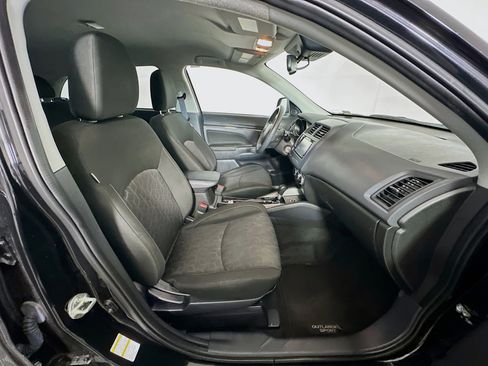 Used 2023 Mitsubishi Outlander Sport ES image 28