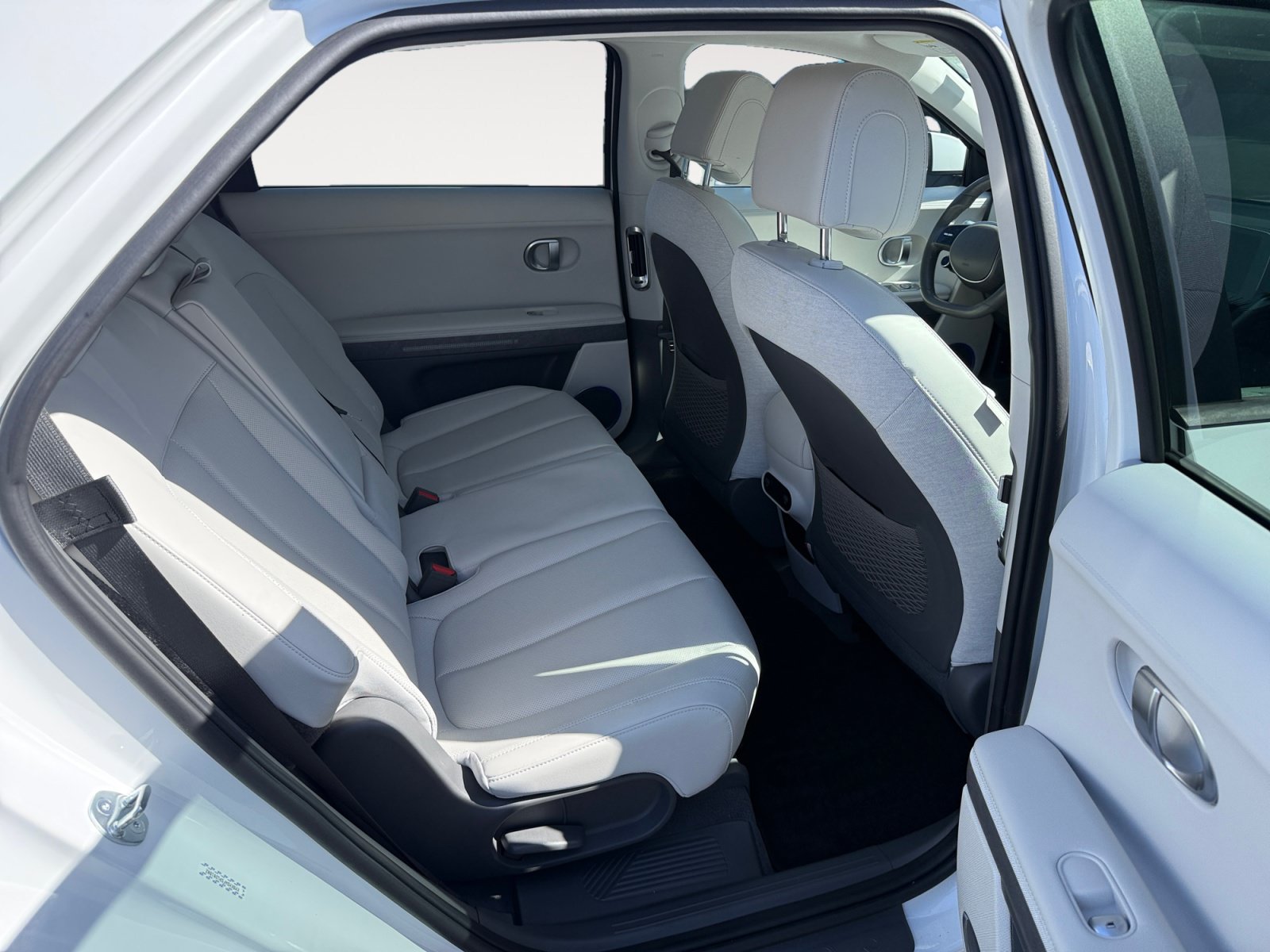 Used 2023 Hyundai Ioniq 5 SEL w/ Cargo Package AWD/4WD image 18