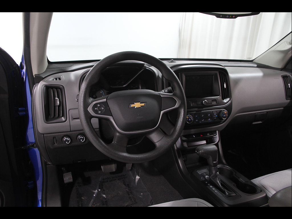 Used 2020 Chevrolet Colorado W/T w/ WT Convenience Package AWD/4WD image 7