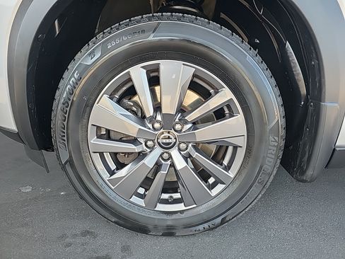 Used 2023 Nissan Pathfinder SV w/ Black Appearance Package AWD/4WD image 25