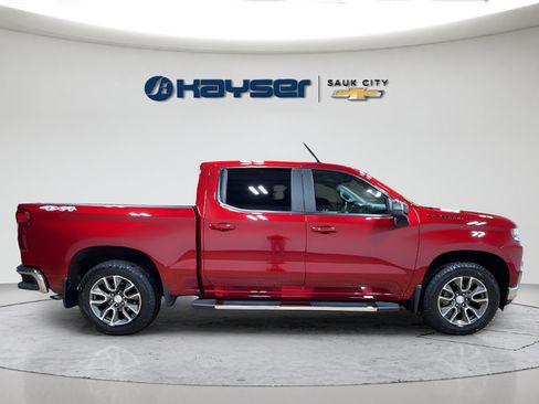 Used 2022 Chevrolet Silverado 1500 LT w/ Bed Protection Package AWD/4WD image 8