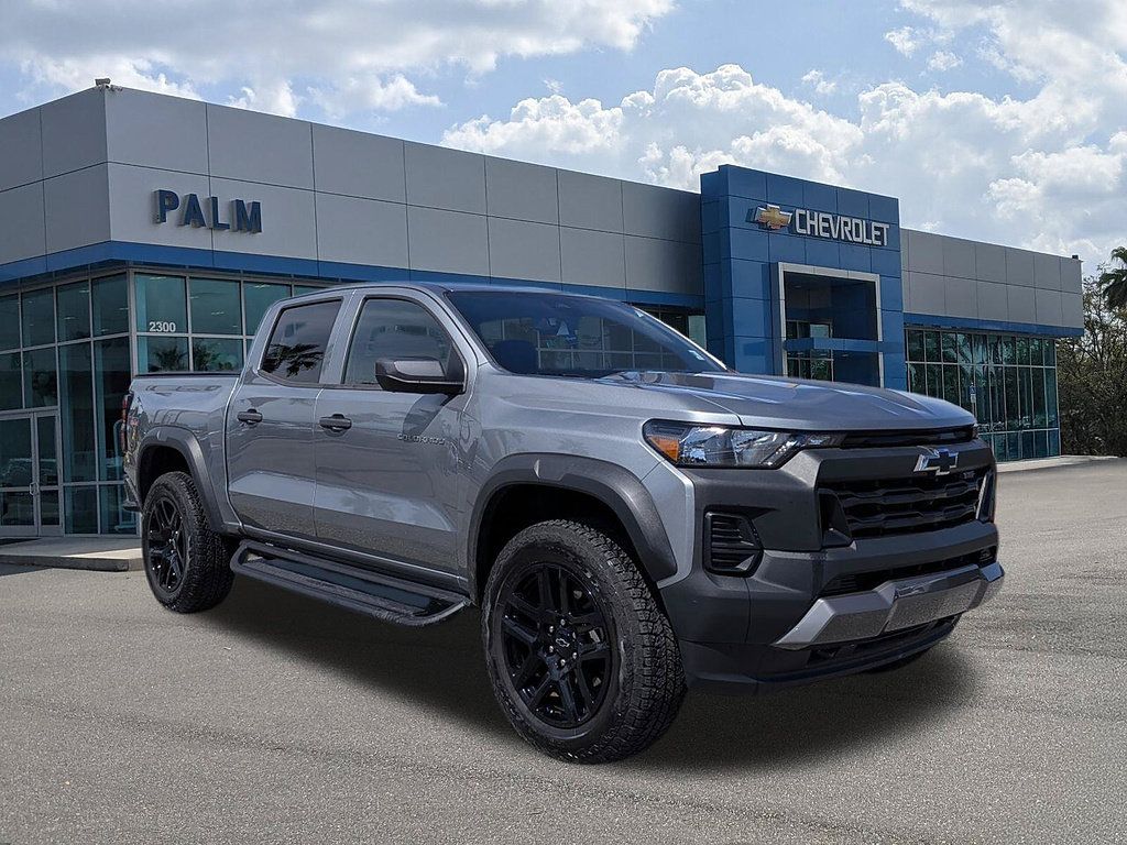 Certified 2025 Chevrolet Colorado Trail Boss AWD/4WD image 1