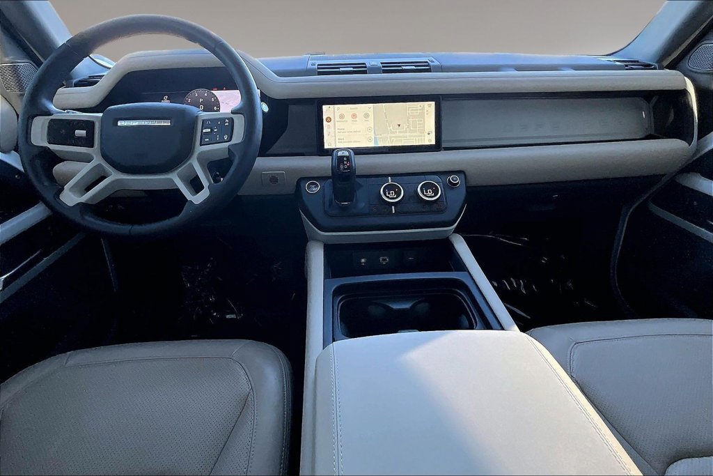 Certified 2024 Land Rover Defender 110 S AWD/4WD image 7