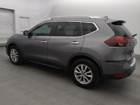 Used 2019 Nissan Rogue SV FWD image 3