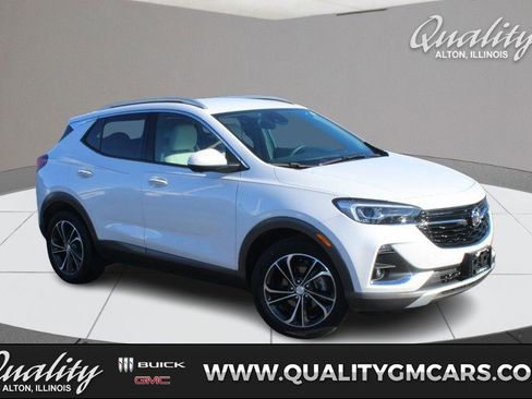 Used 2020 Buick Encore GX Essence w/ Advanced Technology Package image 1