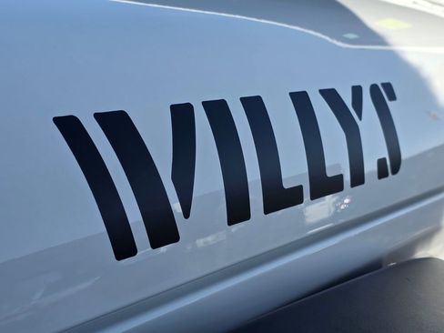 Used 2024 Jeep Wrangler Willys image 11