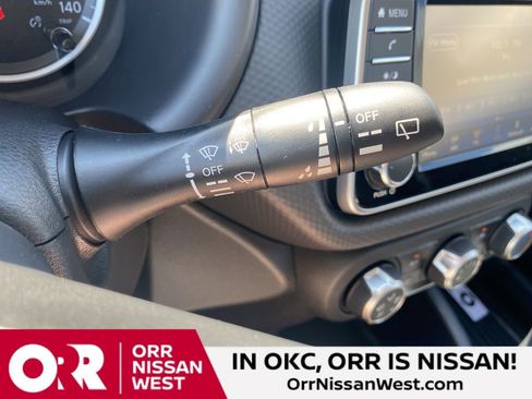 New 2025 Nissan Kicks Play S image 28