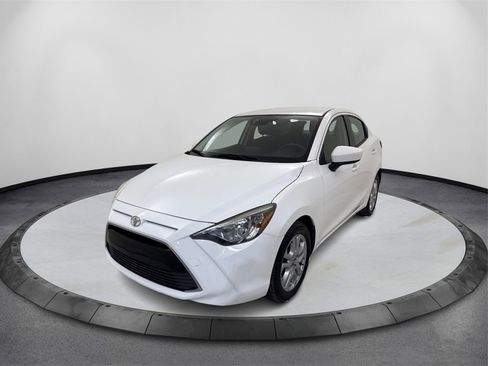 Used 2018 Toyota Yaris iA image 1