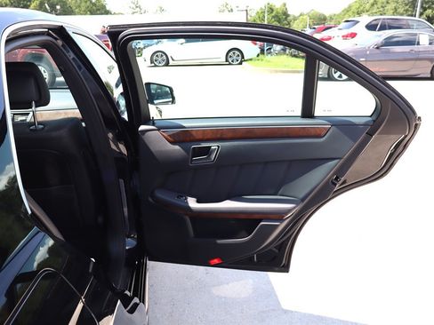 Used 2013 Mercedes-Benz E 350 BlueTEC Sedan image 37