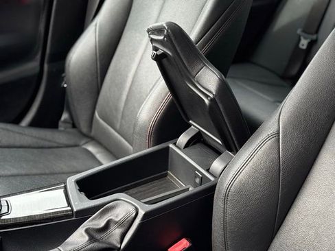 Used 2018 BMW 330i Gran Turismo xDrive image 45