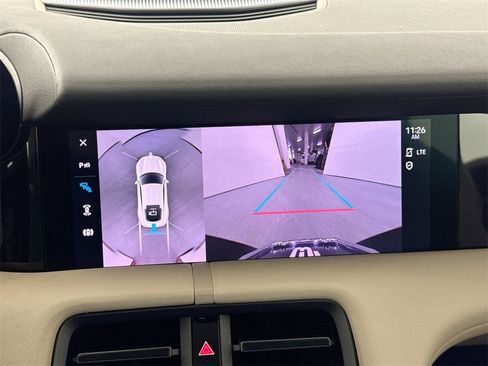 Used 2022 Porsche Taycan image 12