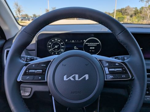 New 2026 Kia Seltos EX image 29