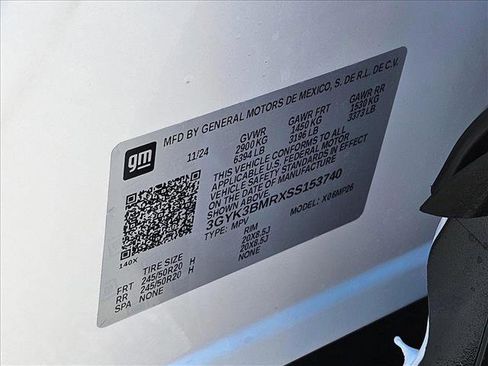 New 2025 Cadillac Optiq Luxury 1 image 19