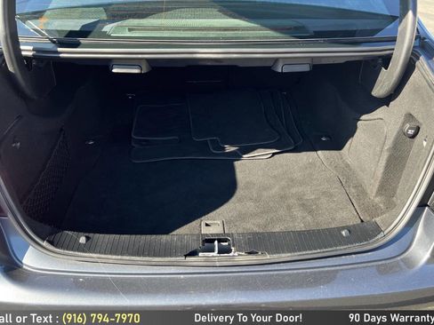 Used 2016 Mercedes-Benz E 350 E 350 4MATIC AWD 4dr Sedan image 11