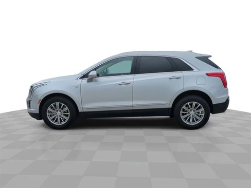 Certified 2018 Cadillac XT5 Luxury w/ Driver Awareness Package image 5