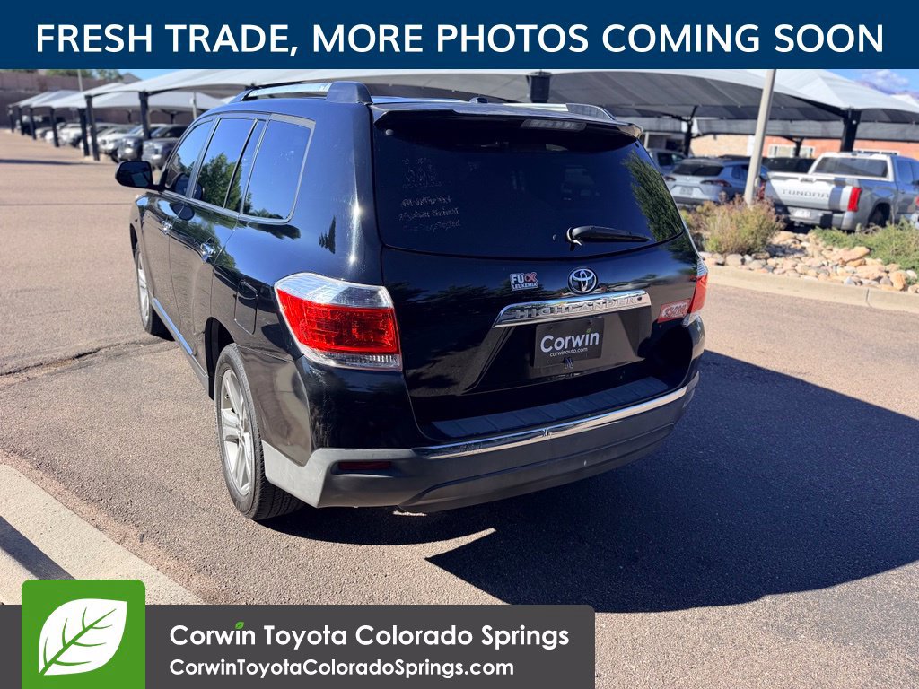Used 2012 Toyota Highlander Limited w/ Tow Pkg AWD/4WD image 6