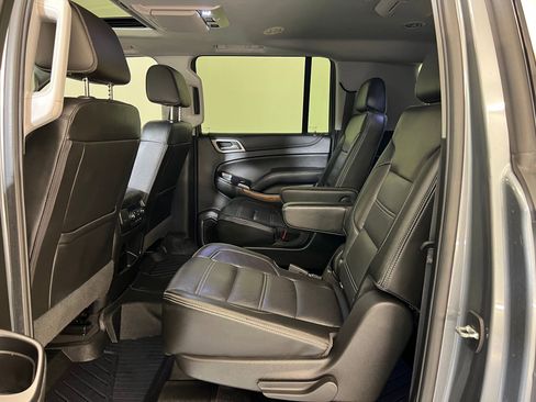 Used 2020 GMC Yukon XL Denali w/ Denali Ultimate Package image 13