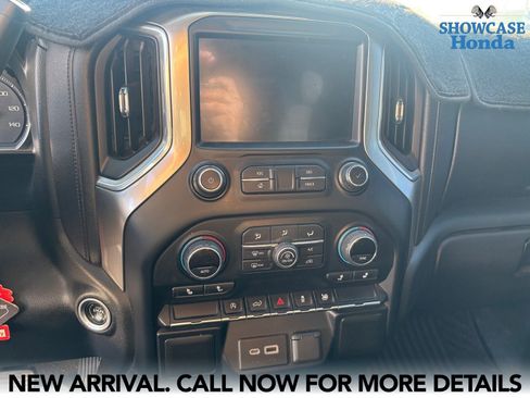 Used 2021 Chevrolet Silverado 1500 LT image 9