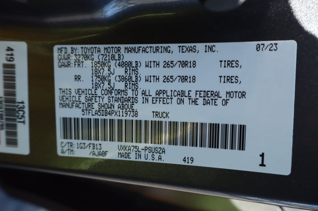 Used 2023 Toyota Tundra SR5 w/ SR5 Convenience Package AWD/4WD image 38
