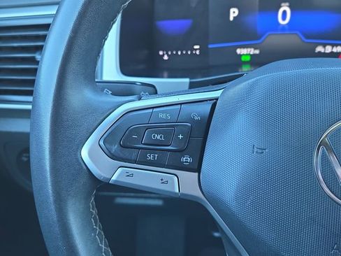 Used 2023 Volkswagen Atlas Cross Sport SE image 19