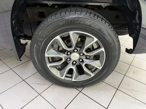 Certified 2024 Chevrolet Silverado 1500 LT AWD/4WD image 13