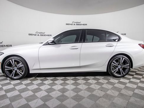 Used 2023 BMW 330i Sedan w/ Premium Package RWD image 10