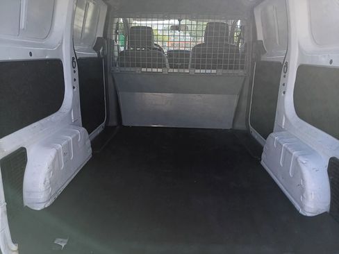 Used 2020 Nissan NV200 S w/ Back Door Glass Package image 12