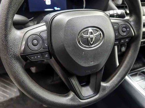 Certified 2025 Toyota RAV4 XLE AWD/4WD image 11