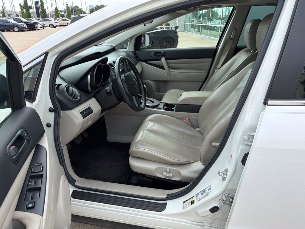 Used 2011 MAZDA CX-7 i Touring FWD image 2
