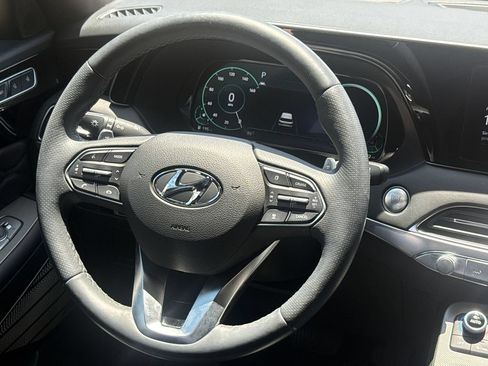 Used 2021 Hyundai Palisade Calligraphy FWD image 13