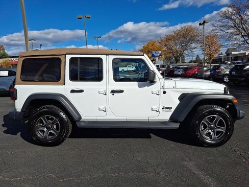 Used 2020 Jeep Wrangler Unlimited Sport image 7