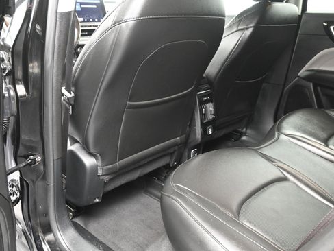 Used 2022 Jeep Compass Limited image 22