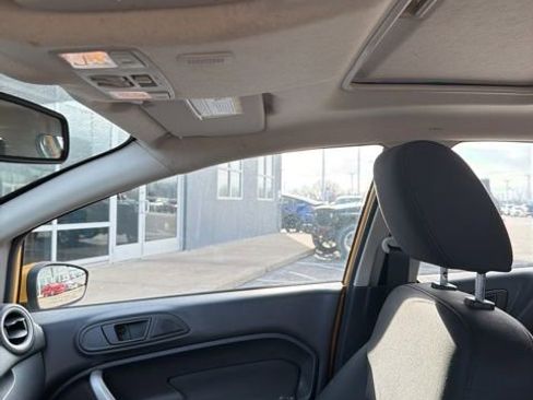 Used 2011 Ford Fiesta SES w/ 301A Rapid Spec Order Code image 21