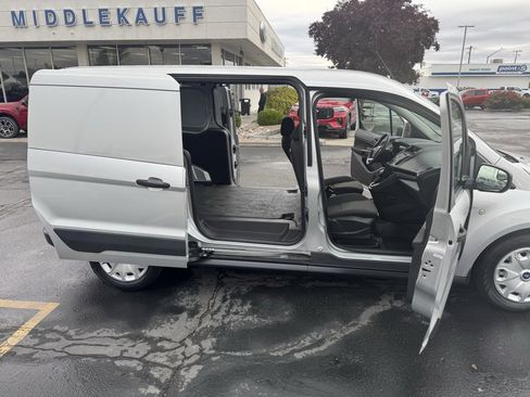 Used 2015 Ford Transit Connect XL image 25