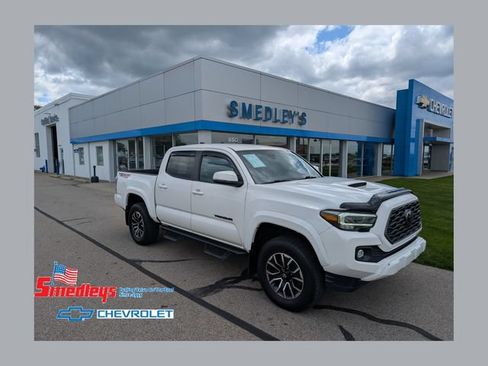 Used 2021 Toyota Tacoma TRD Sport w/ Technology Package AWD/4WD image 1