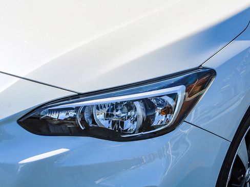 Used 2017 Subaru Impreza 2.0i Sport AWD/4WD image 5