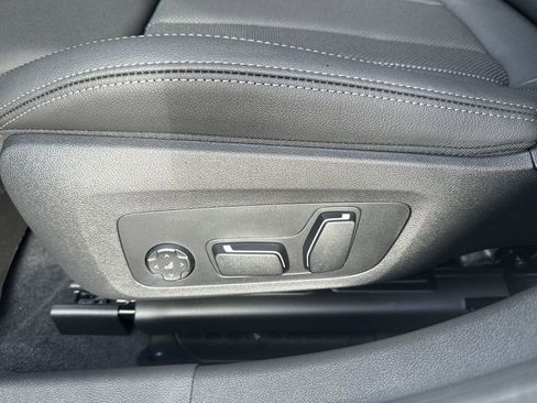 New 2026 BMW 330i xDrive Sedan image 13
