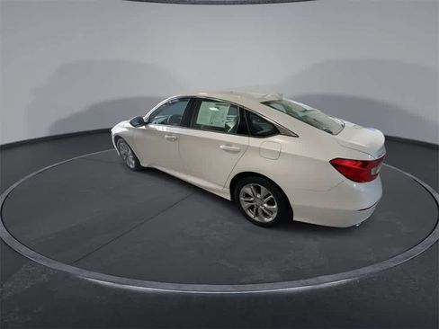 Used 2019 Honda Accord LX image 6