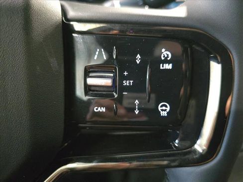 Certified 2026 Land Rover Range Rover Evoque S AWD/4WD image 20