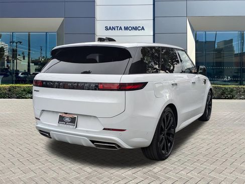 New 2026 Land Rover Range Rover Sport Dynamic SE image 5