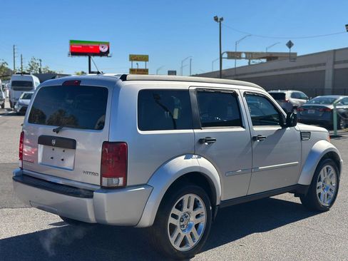 Used 2011 Dodge Nitro Heat image 4