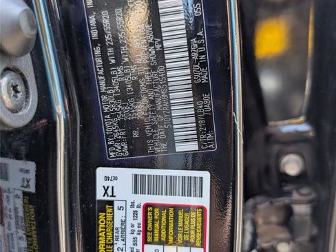 Used 2021 Toyota Highlander Limited image 12