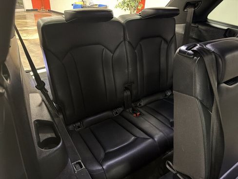 Used 2018 Audi Q7 3.0T Prestige w/ Prestige Package AWD/4WD image 45