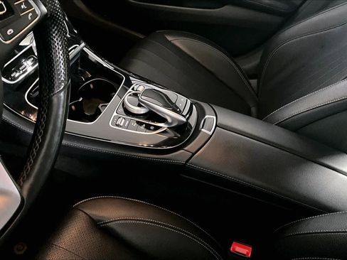 Used 2018 Mercedes-Benz E 300 4MATIC image 17