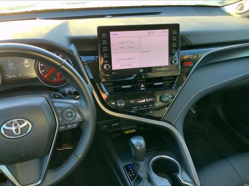 Used 2023 Toyota Camry XSE image 7