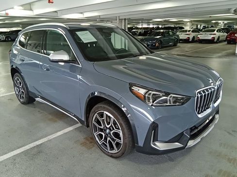 Used 2023 BMW X1 xDrive28i w/ Convenience Package image 5